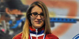 Jasmina Grgić puca u Fort Beningu Jasmina Grgić