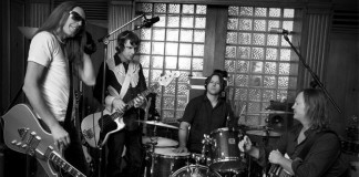 Hit dana 19.05.2015.: Urge Overkill – Girl, You’ll Be A Woman Soon Urge Overkill