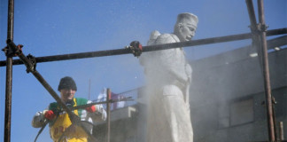 Obnovljen spomenik nastradalim ratnicima u smederevskom kraju Poliranje: Spomenik zahvalnosti ratnicima nastradalim od 1914. do 1919.